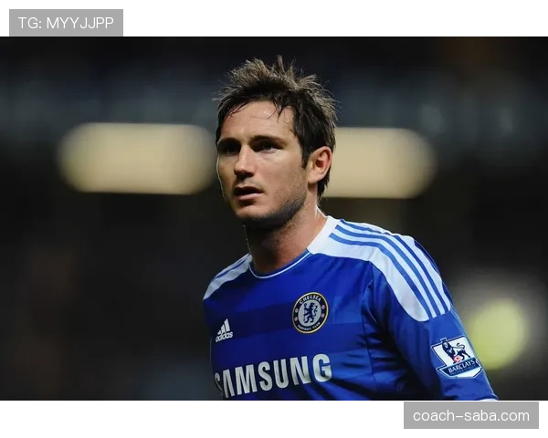 兰帕德与杰拉德在组织推进下表现出控球偏向结构分散趋势